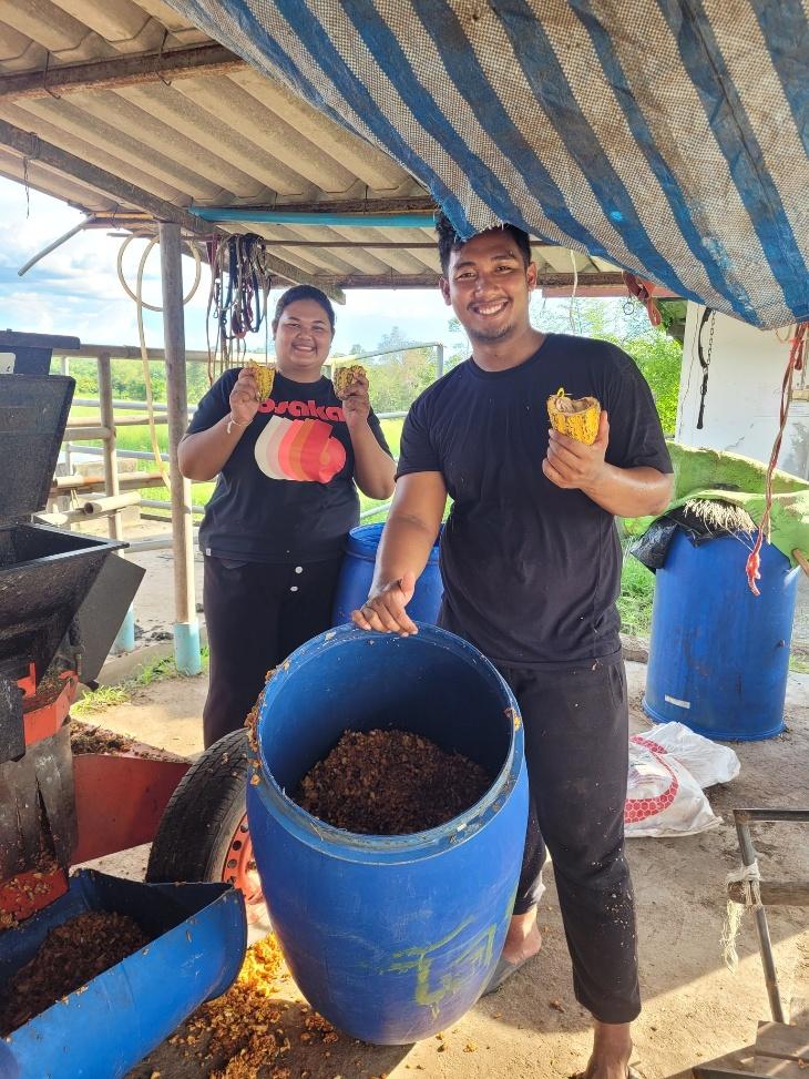 ไม่มีคำอธิบายรูปภาพ