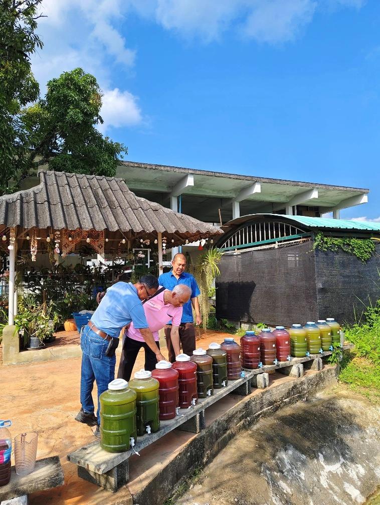 ไม่มีคำอธิบายรูปภาพ