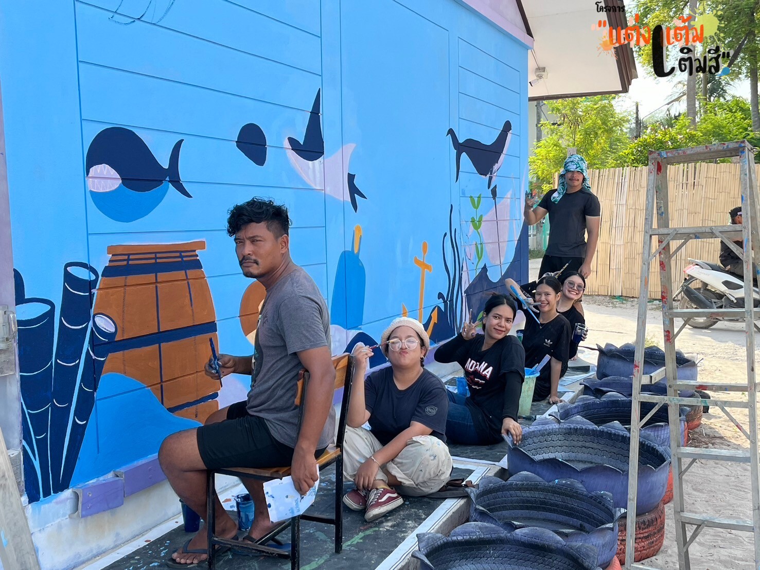 อาจเป็นรูปภาพของ 5 คน และ ข้อความ