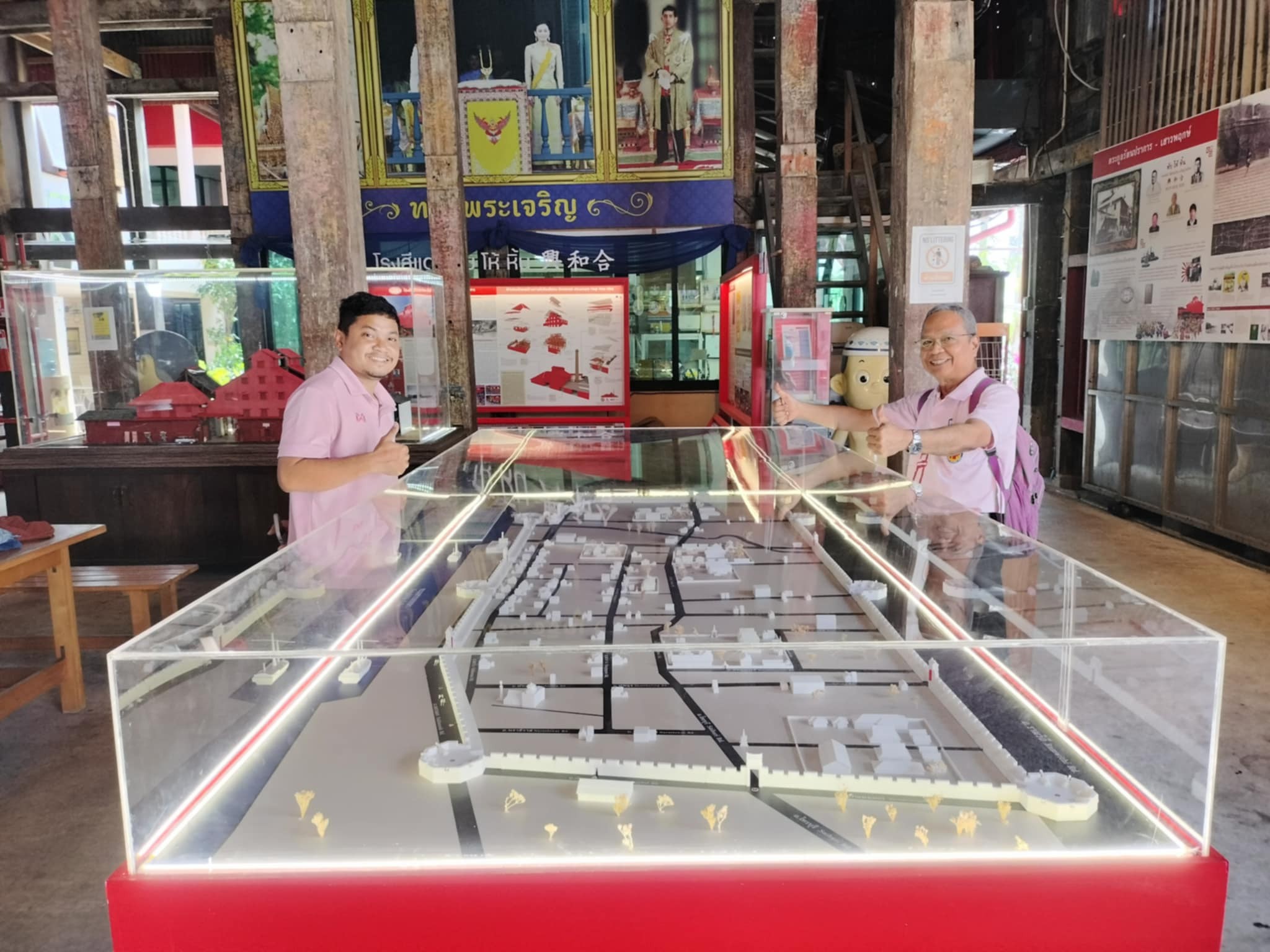 No photo description available.