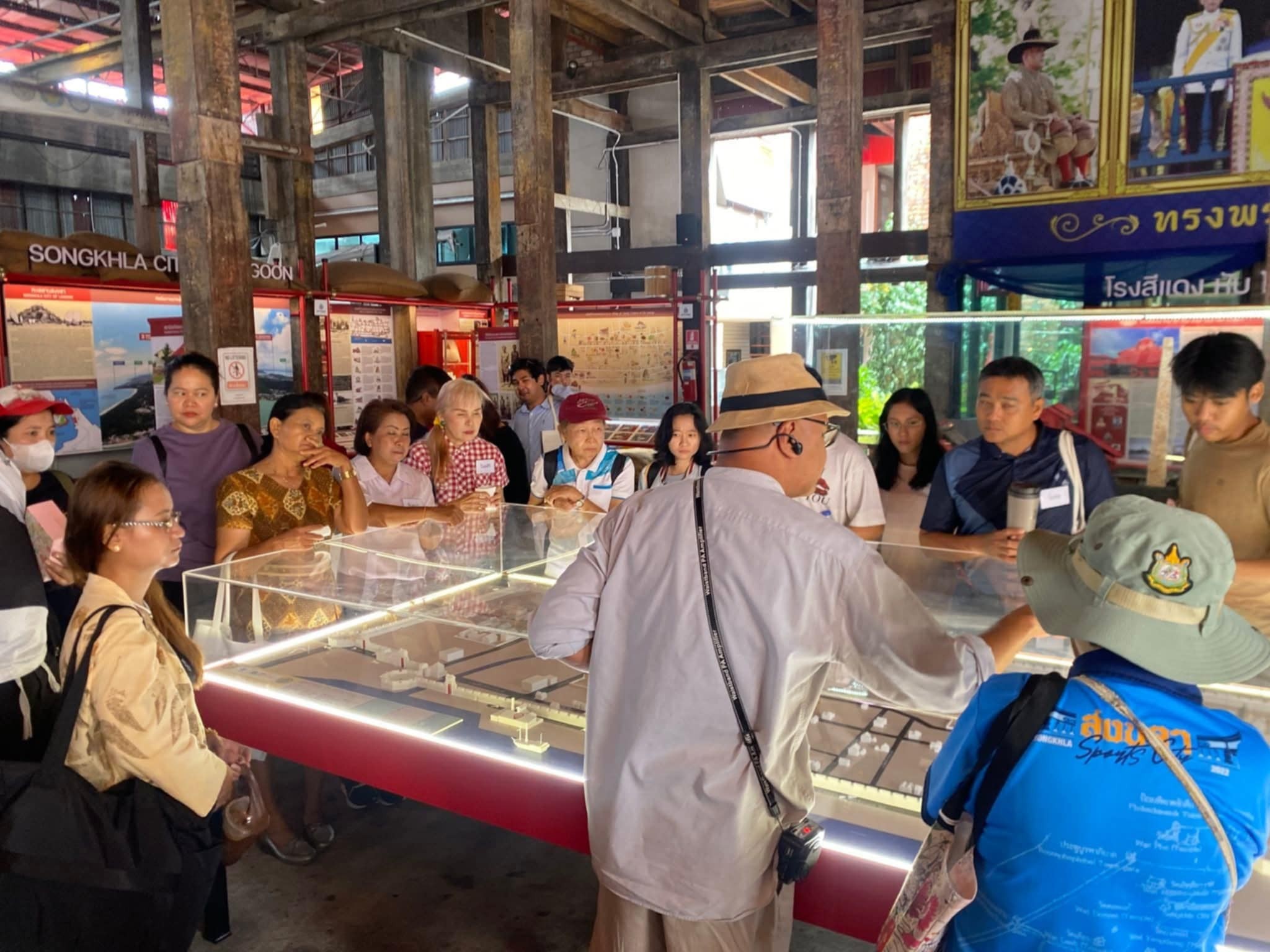 No photo description available.