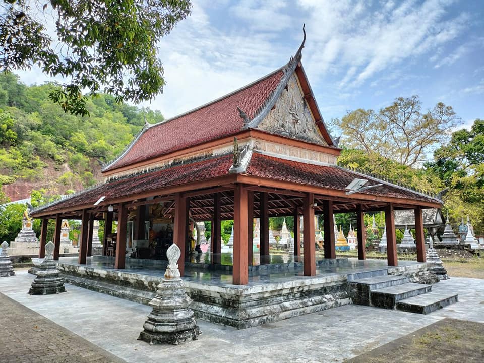 No photo description available.