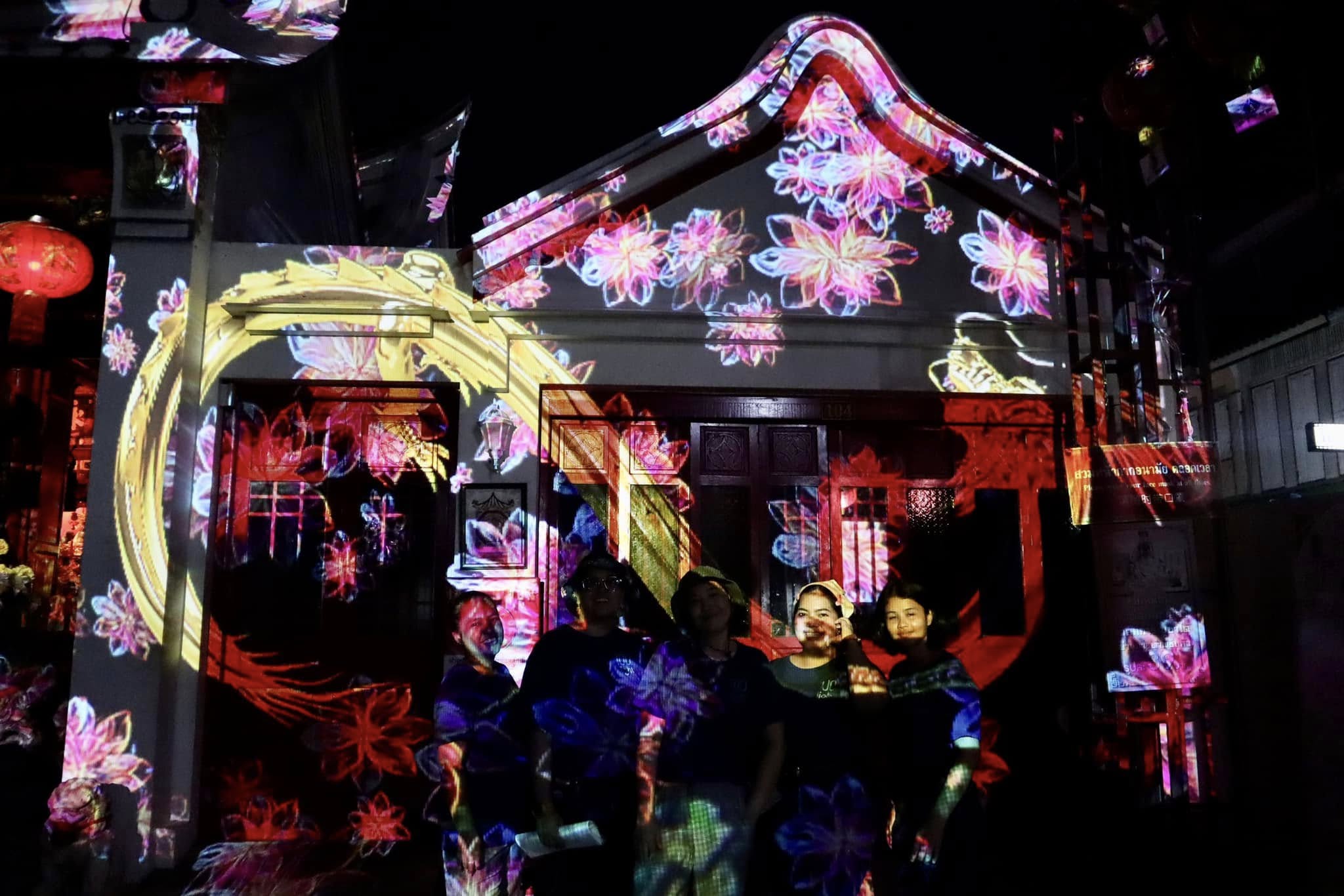 No photo description available.