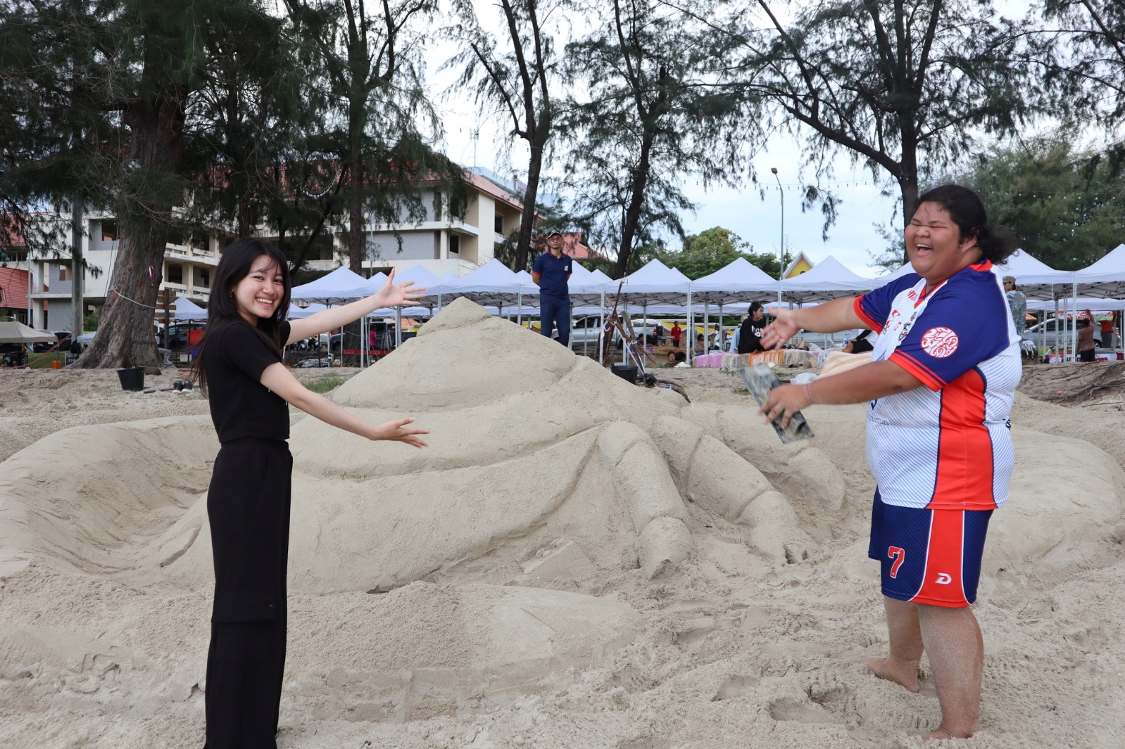 No photo description available.