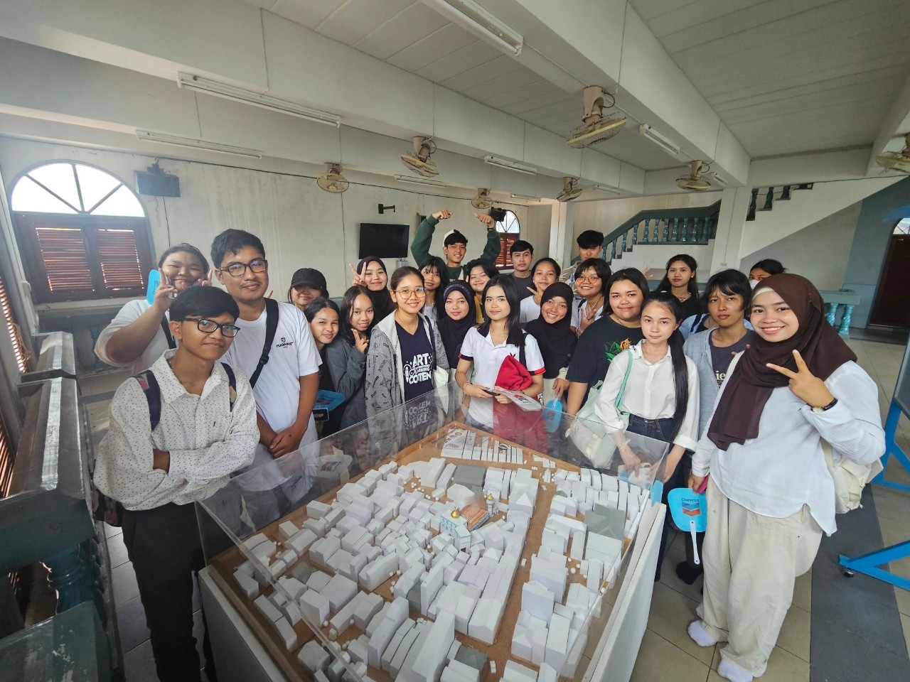 No photo description available.