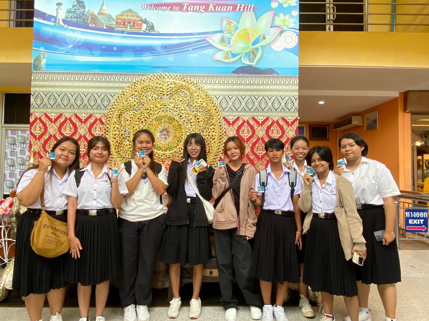 No photo description available.