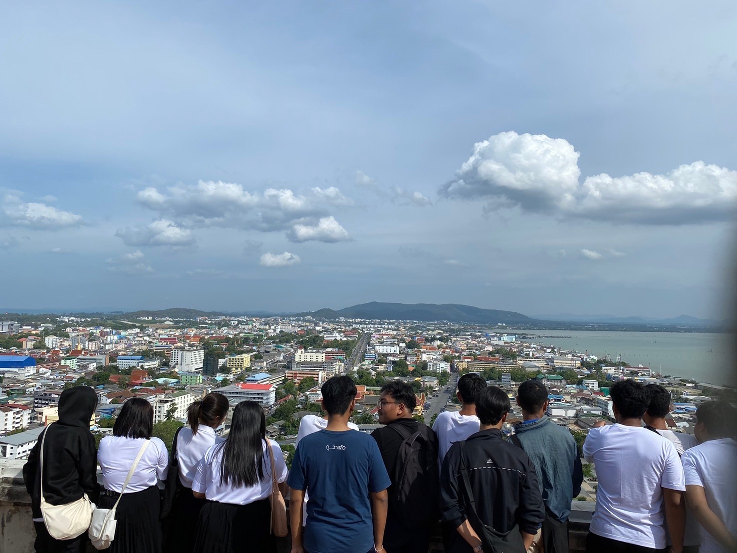 No photo description available.