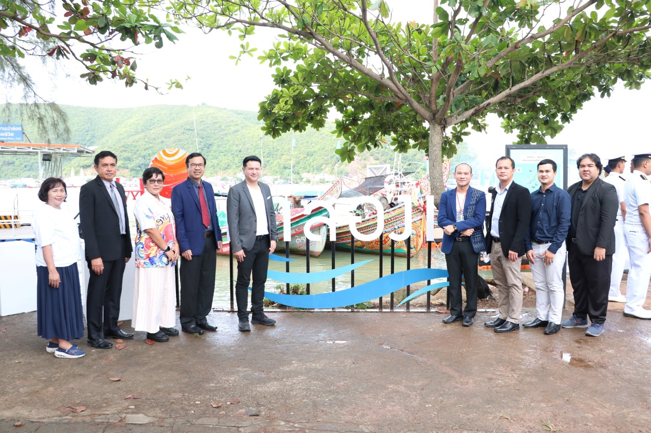 No photo description available.