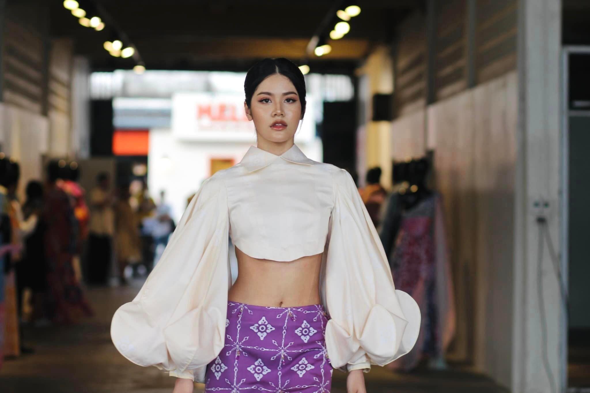 No photo description available.