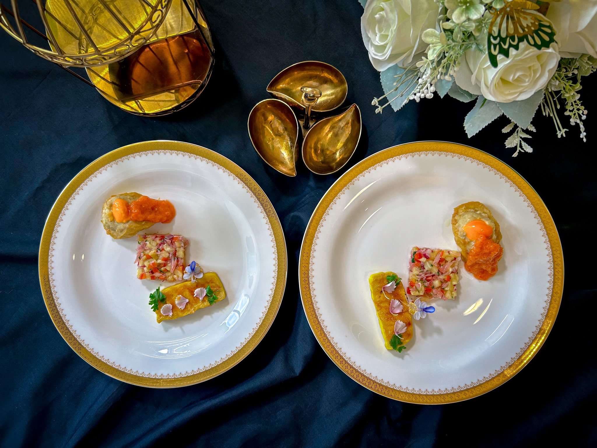 Two plates with food on them
AI-generated content may be incorrect.