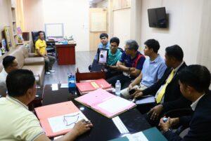 รูปภาพประกอบด้วย คน, เสื้อผ้า, ในร่ม, การเรียนรู้
เนื้อหาที่สร้างโดย AI อาจไม่ถูกต้อง