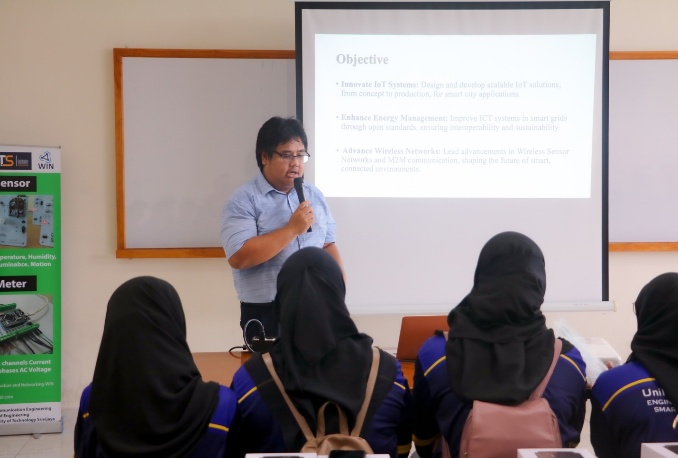 ไม่มีคำอธิบายรูปภาพ