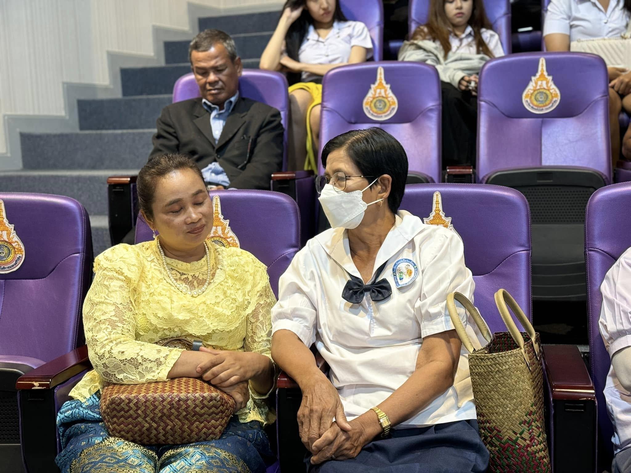 ไม่มีคำอธิบายรูปภาพ