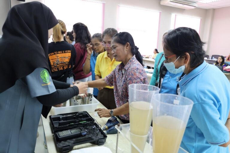 ไม่มีคำอธิบายรูปภาพ