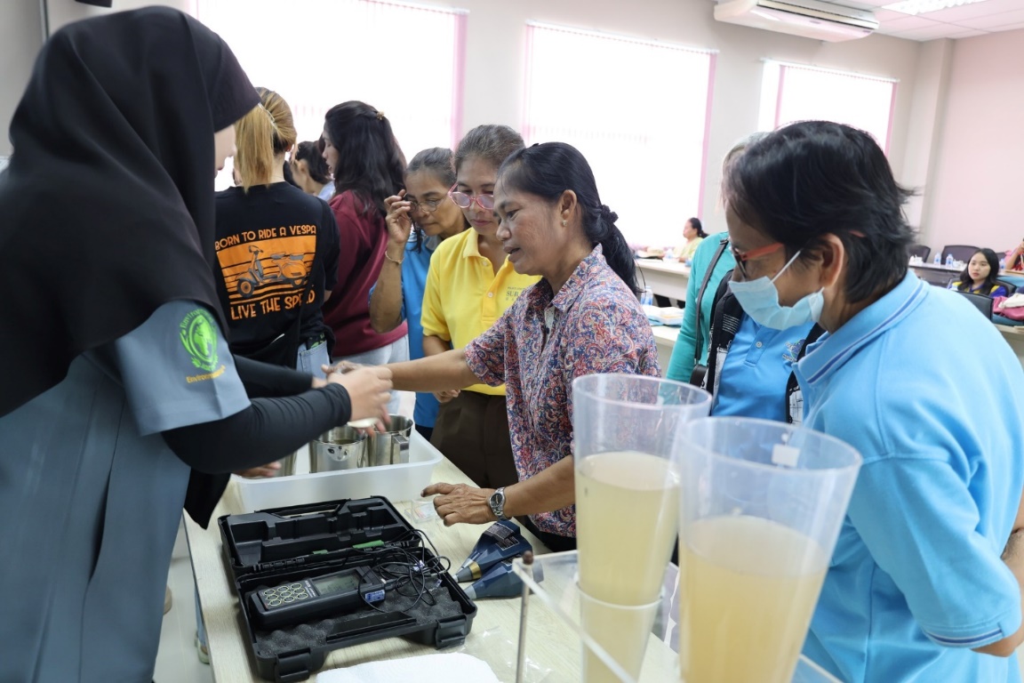 ไม่มีคำอธิบายรูปภาพ