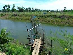 คลองพลเอกอาทิตย์ กำลังเอก ซึ่งเป็นคลองชลประทานอยู่ในพื้นที่ 4 อำเภอของคาบสมุทรสทิงพระ ช่วยแก้ปัญหาภัยแล้งให้กับเกษตรกร - KTS Studio Media